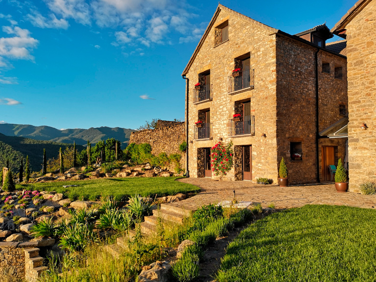 Casa Allué -Aragon Active Spanish Pyrenees Holidays
