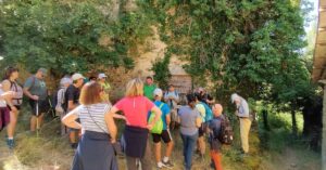 Huesca Naturaleza. Educación ambiental, itinerarios guiados. Aulas de la naturaleza y visitas culturales.