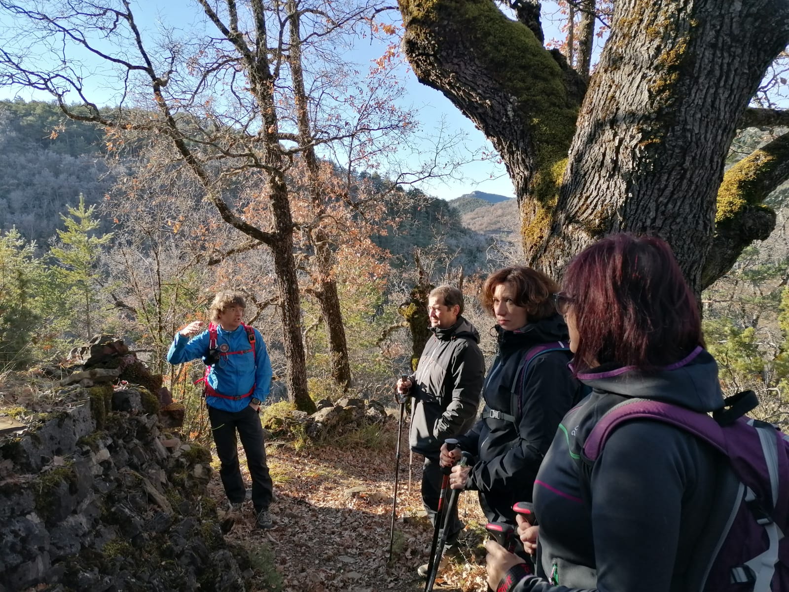 Baretón Ansó. Empresa de actividades de montaña y naturaleza ubicada en Ansó.<br />

